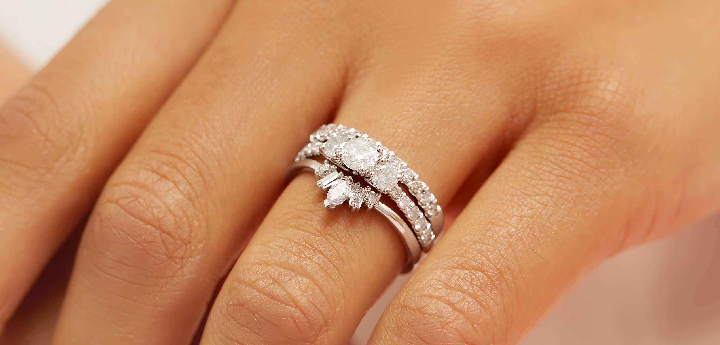 The Elegance of Gold Jewelry: A Timeless Treasure